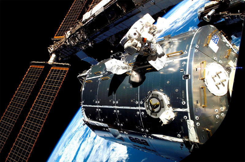 Illustration for article titled The ISS, Earth's Ultimate Outpost, Turns 15 Today